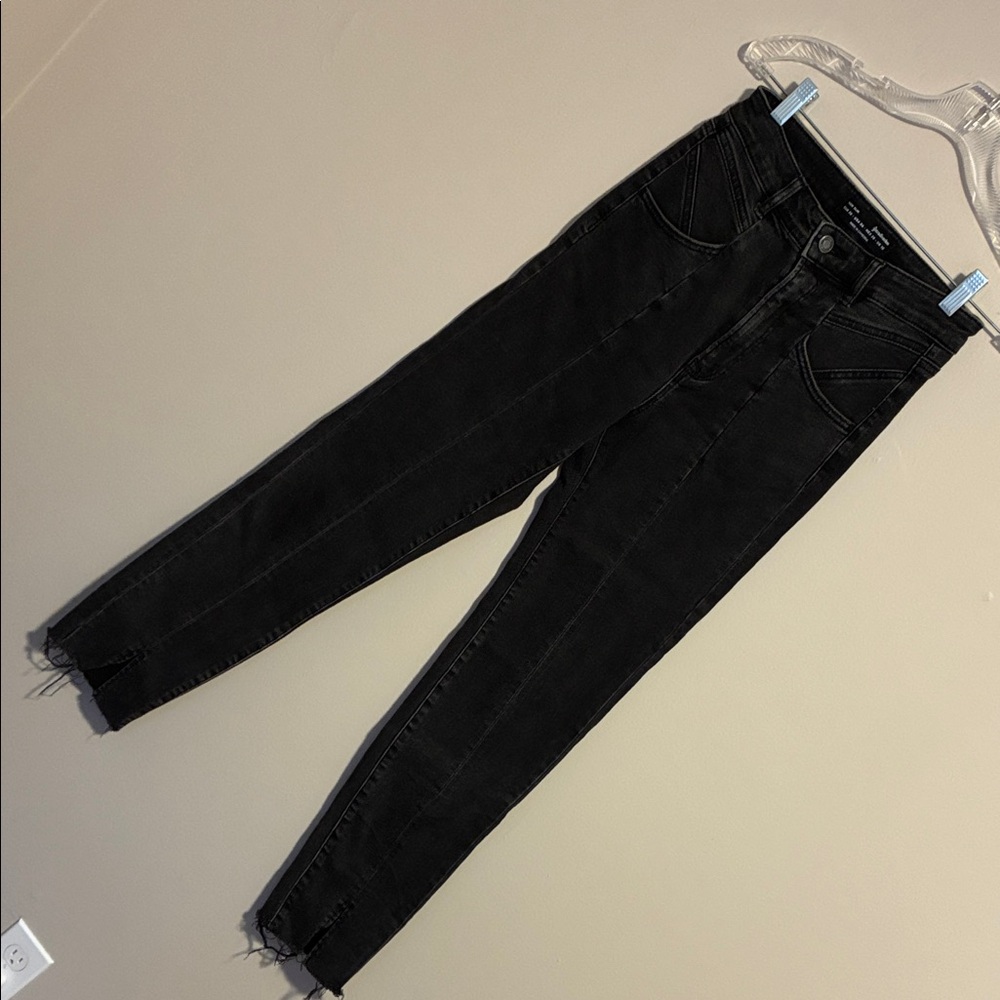 Stradivarius Black Ankle Jeans